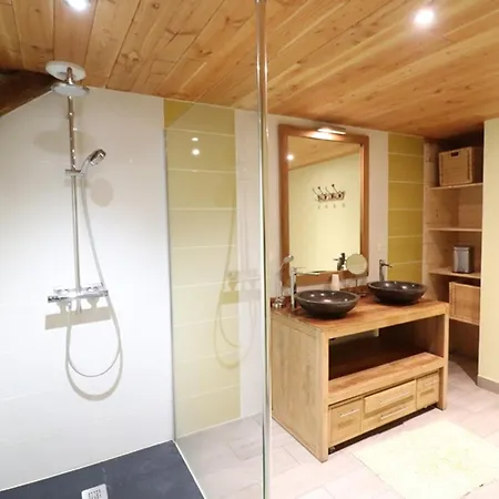 Maison De Montagne Renovee, Proche Du Ski, Rando, Peche, Cascades, 5 Chambres, Jardin, Animaux Acceptes - Fr-1-742-56 *