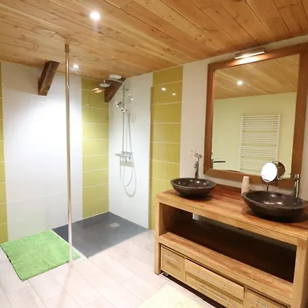 Maison De Montagne Renovee, Proche Du Ski, Rando, Peche, Cascades, 5 Chambres, Jardin, Animaux Acceptes - Fr-1-742-56 Holiday home *